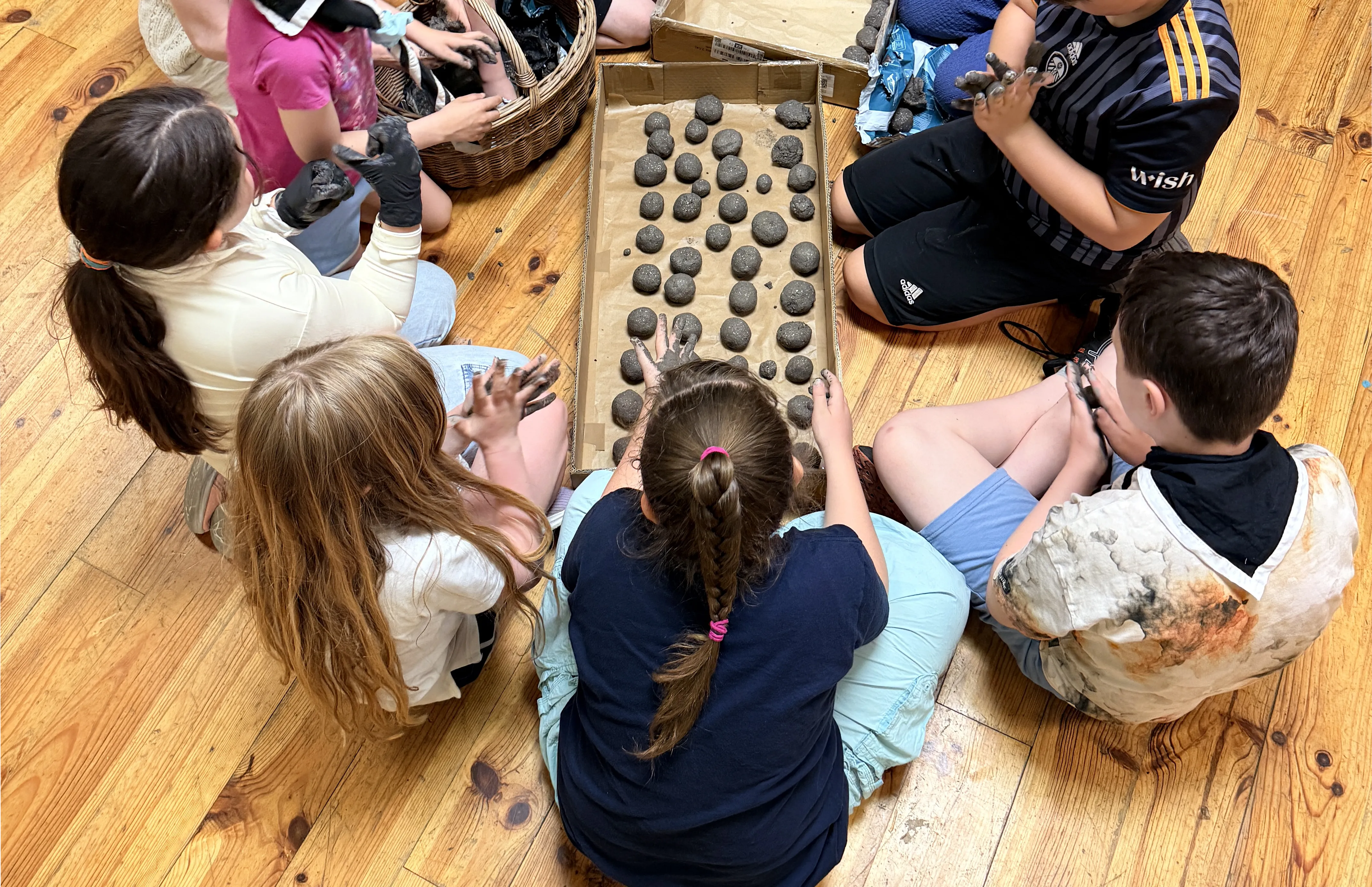 Play with Clay: Mud & Seeds