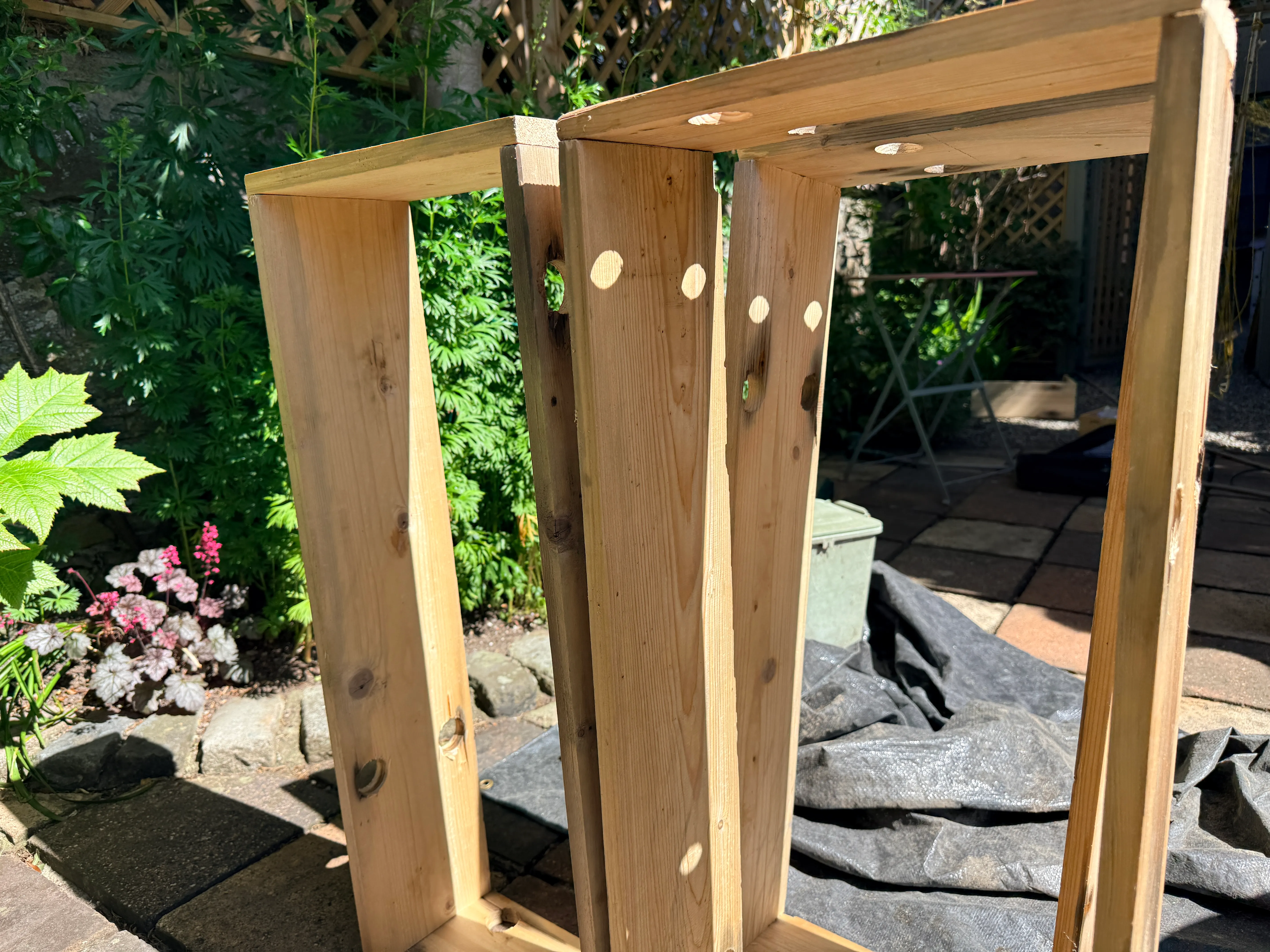 Upcycling Wood: From Trashed Timber into Wooden Plants Basins